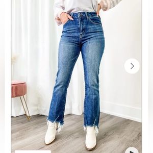 Risen high waisted frayed hem jeans 15/32